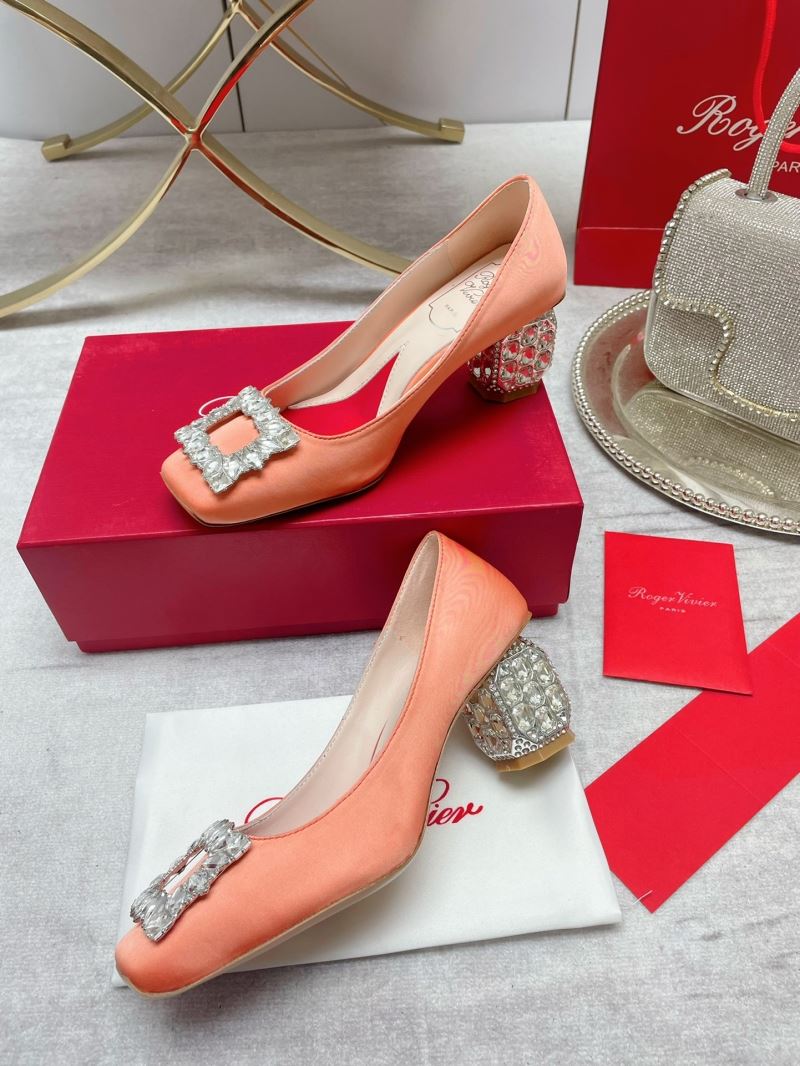 Roger Vivier flat shoes